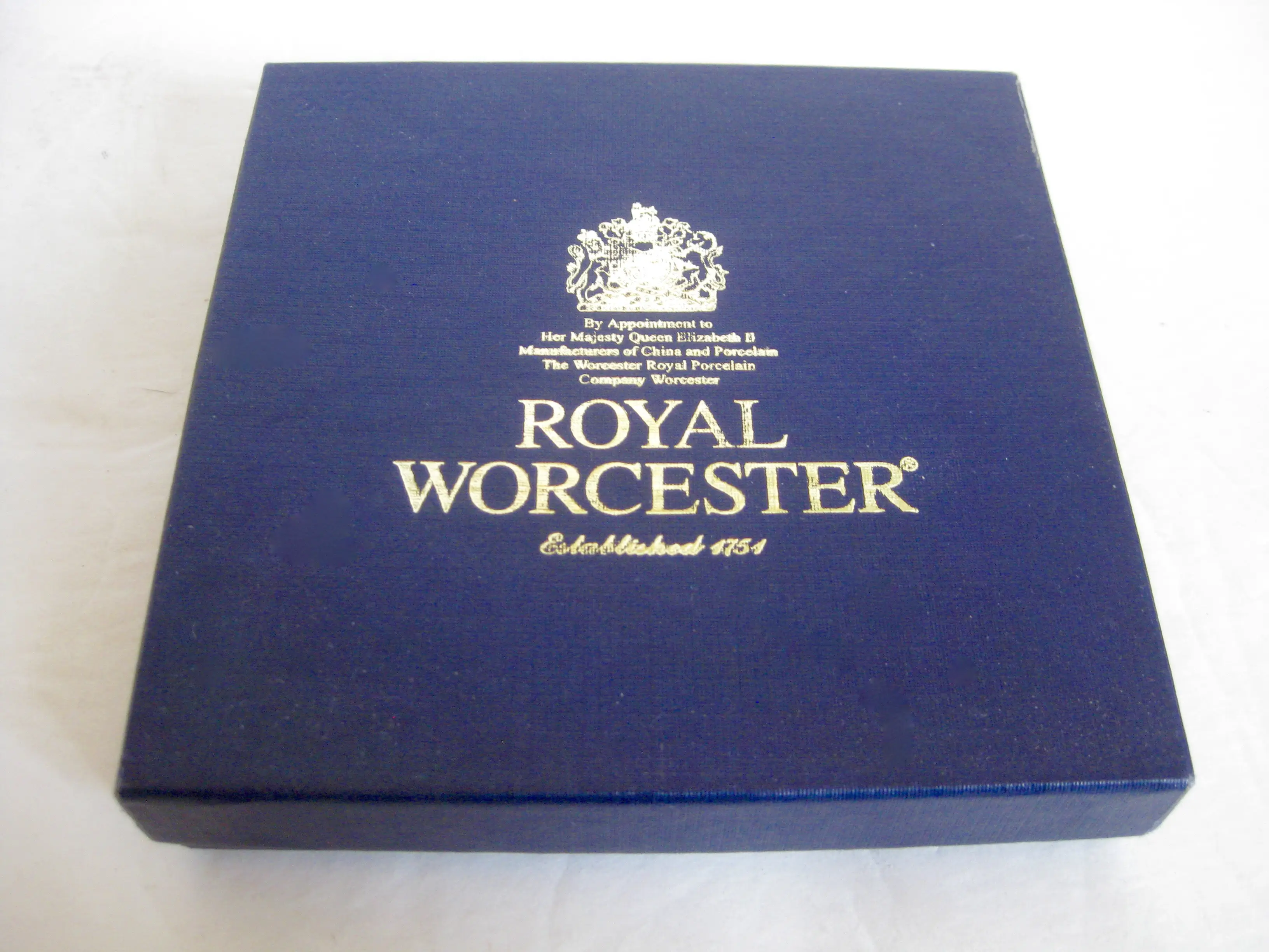 Royal Worcester Millennium Tray w/Box 5 Royal Worcester Millennium Tray w/Box