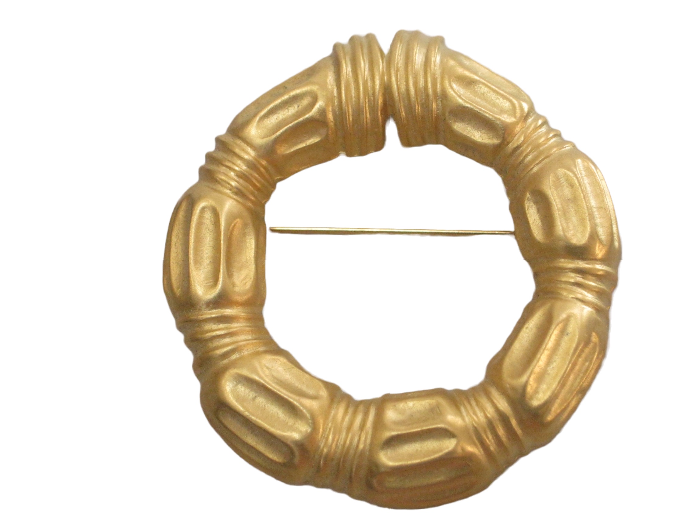 1980s Givenchy Classic Carved Brooch 1 1980s Givenchy Classic Carved Brooch