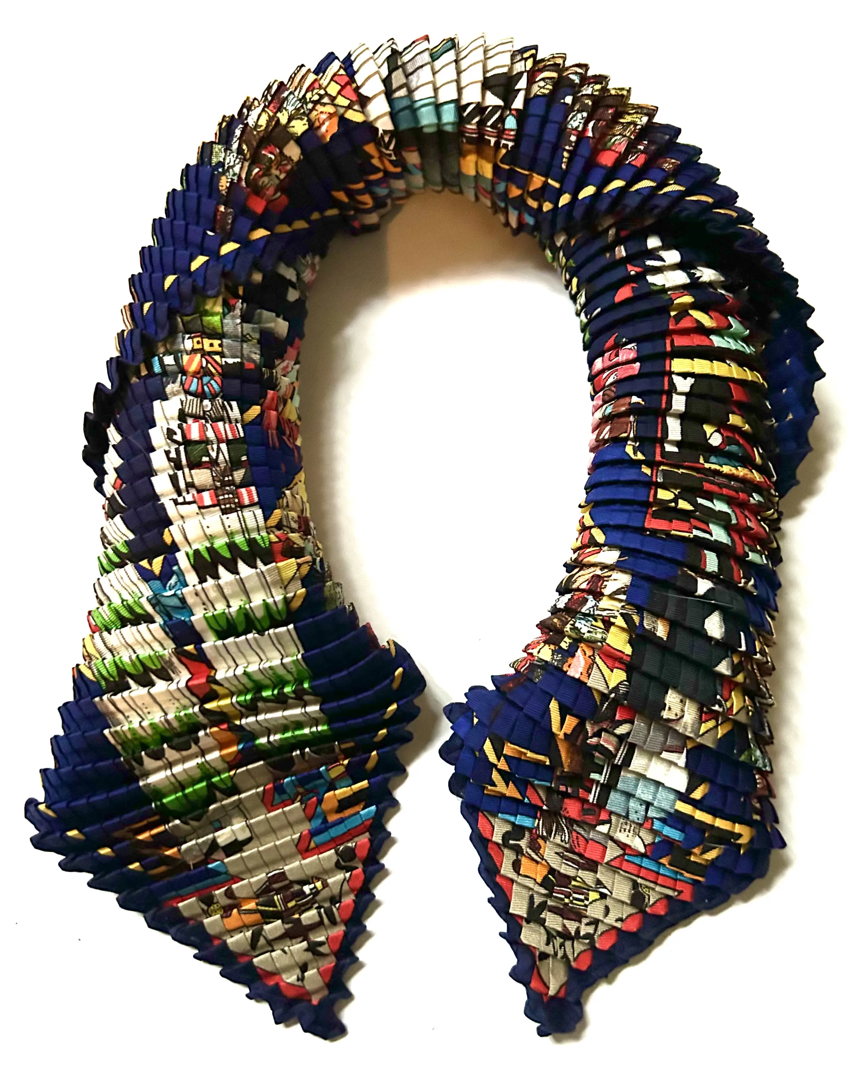 Herm¨¨s Kachinas Double-Pleated Scarf 2 Herm¨¨s Kachinas Double-Pleated Scarf