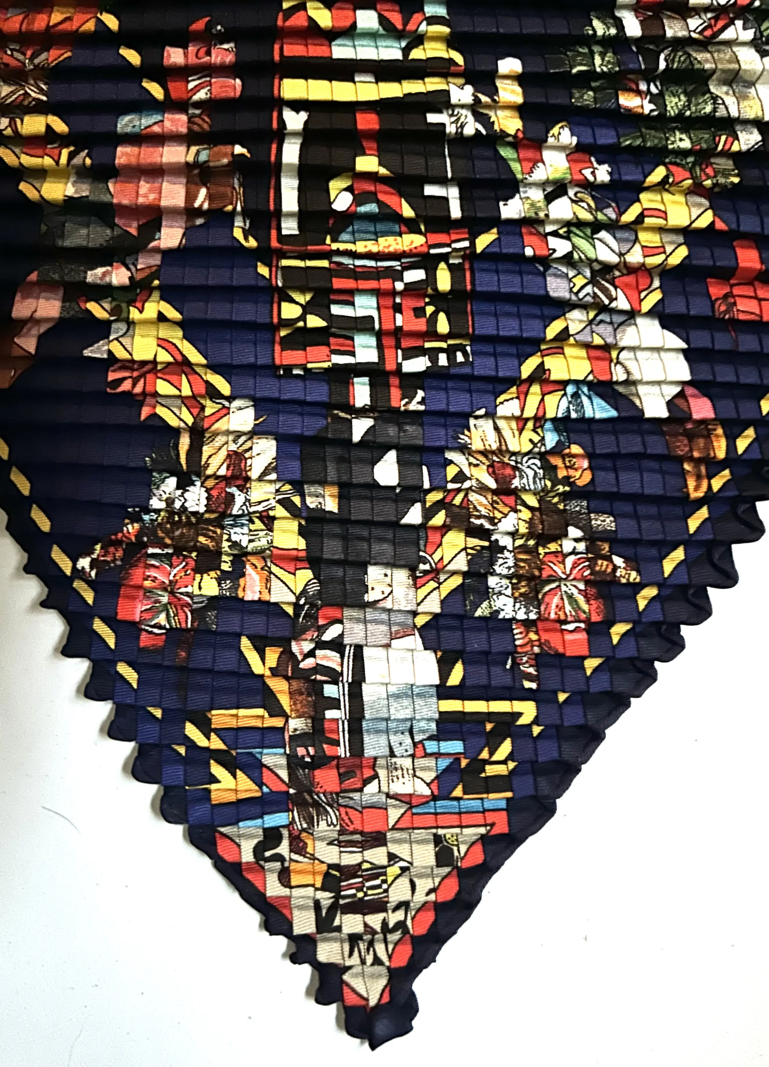 Herm¨¨s Kachinas Double-Pleated Scarf 9 Herm¨¨s Kachinas Double-Pleated Scarf