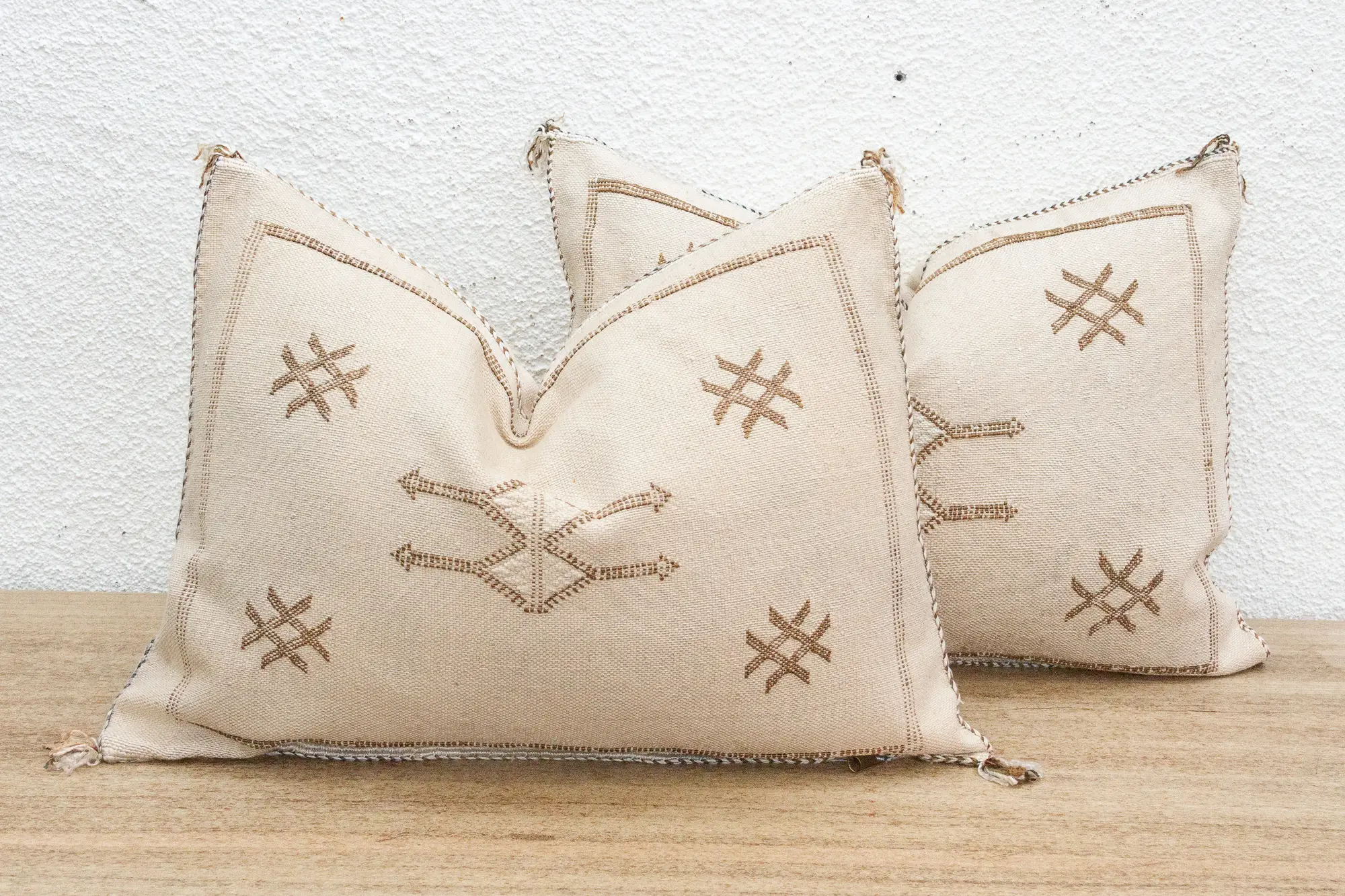 Pair of Allas Air Silk Lumbar Pillows 2 Pair of Allas Air Silk Lumbar Pillows