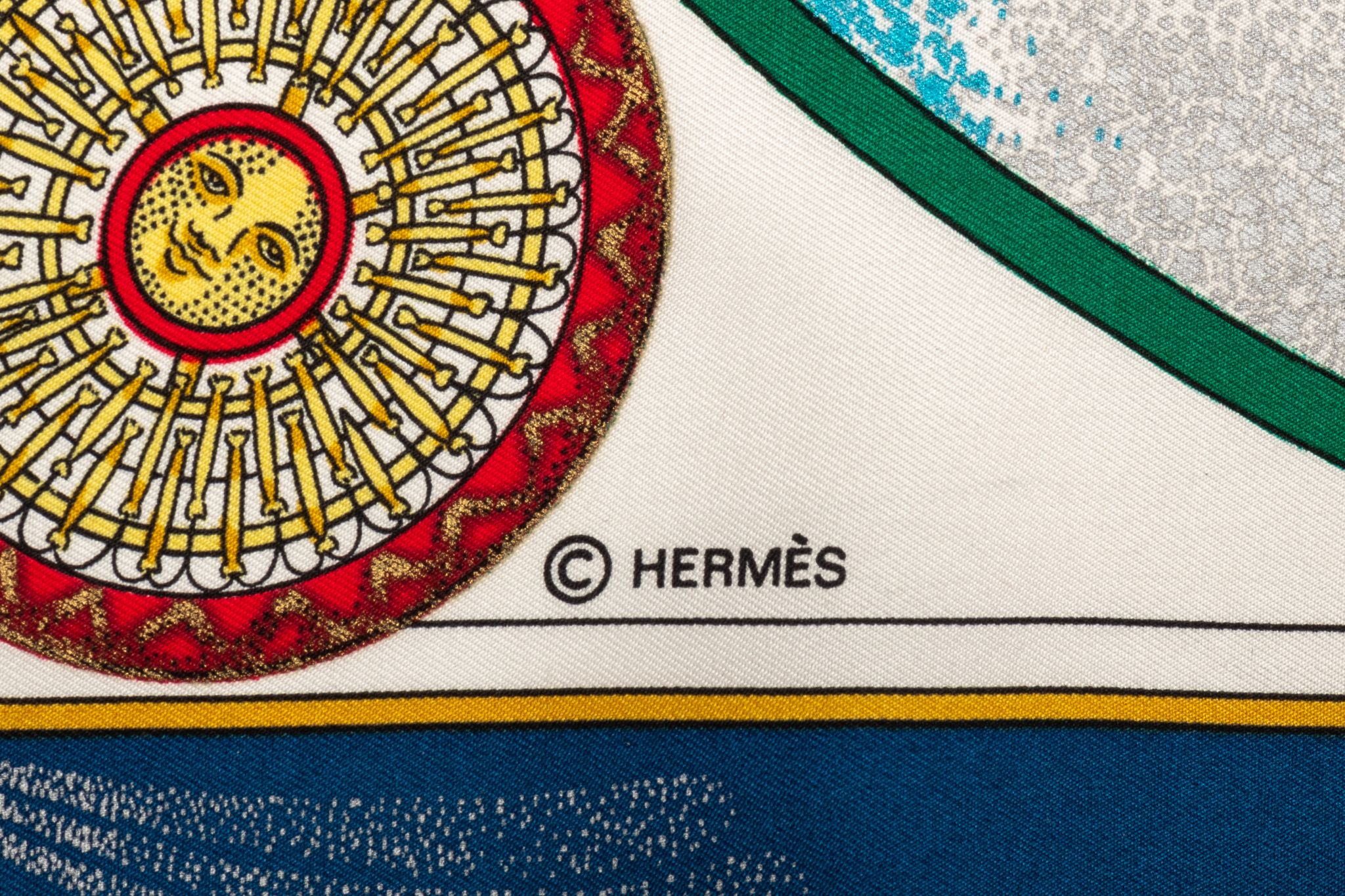 Herm¨¨s Feux D Artifice Silk Gavroche 4 Herm¨¨s Feux D Artifice Silk Gavroche
