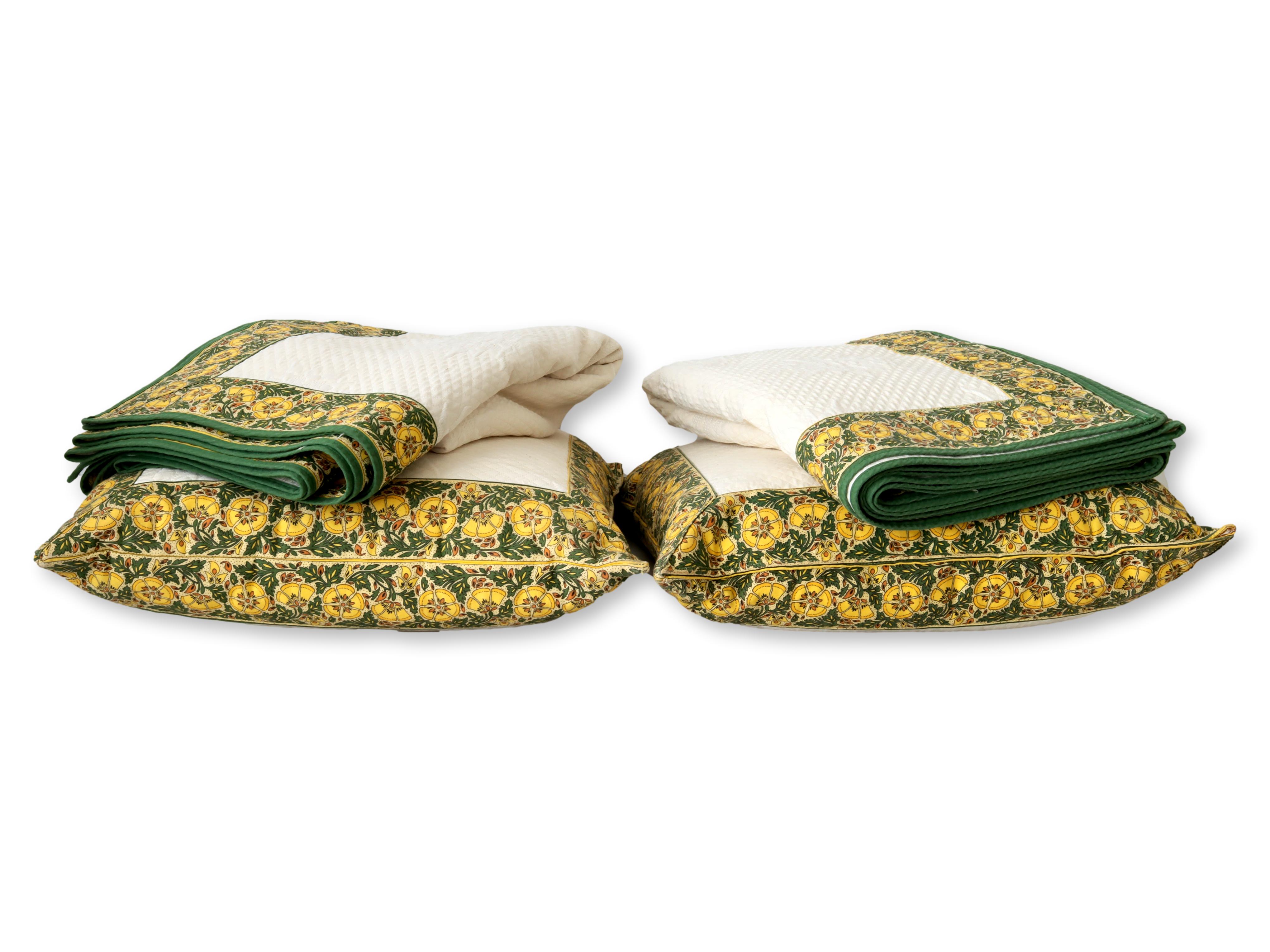 French Matelass¨¦ Coverlets & Pillows 4pc 2 French Matelass¨¦ Coverlets & Pillows 4pc