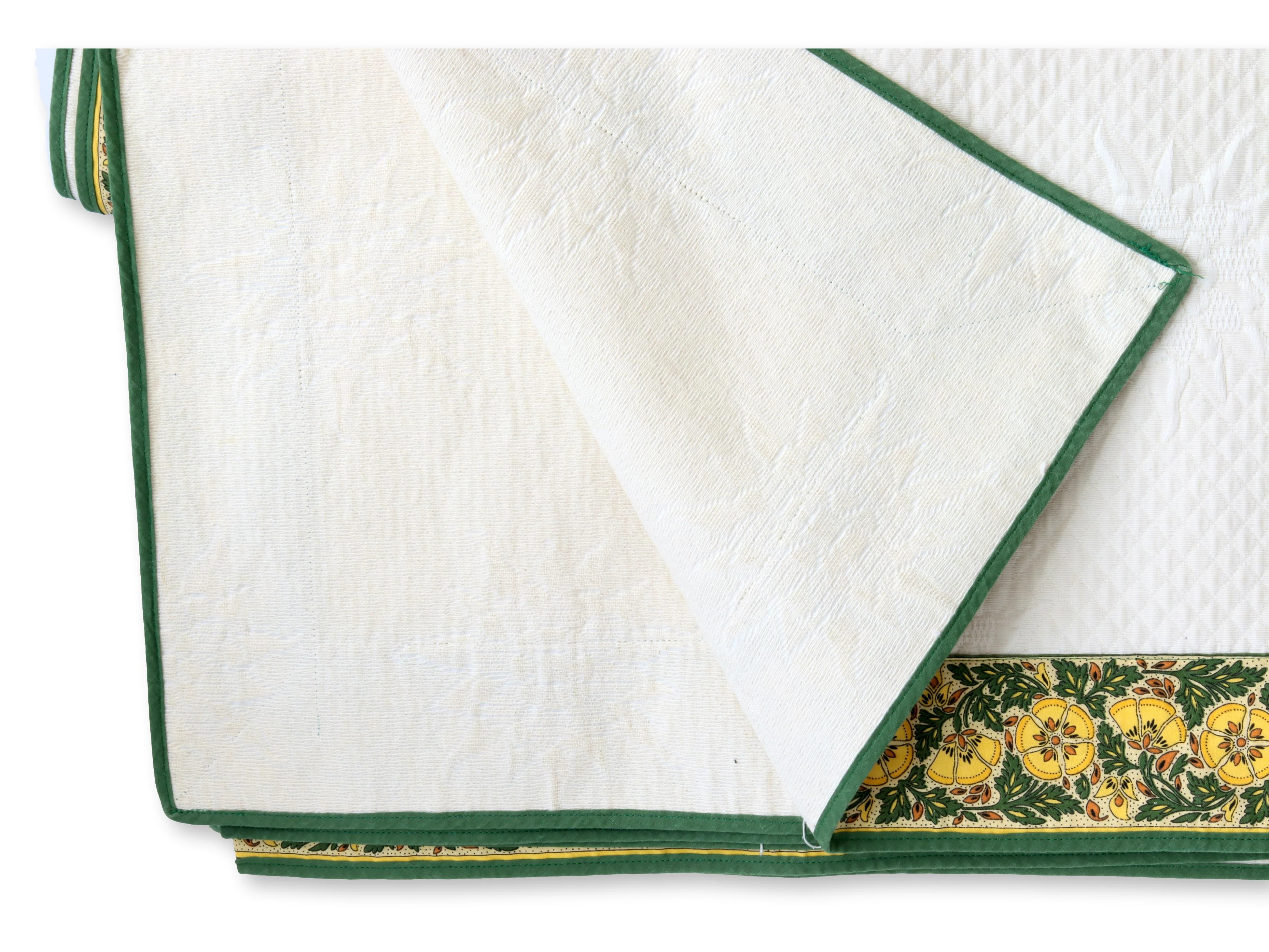 French Matelass¨¦ Coverlets & Pillows 4pc 6 French Matelass¨¦ Coverlets & Pillows 4pc