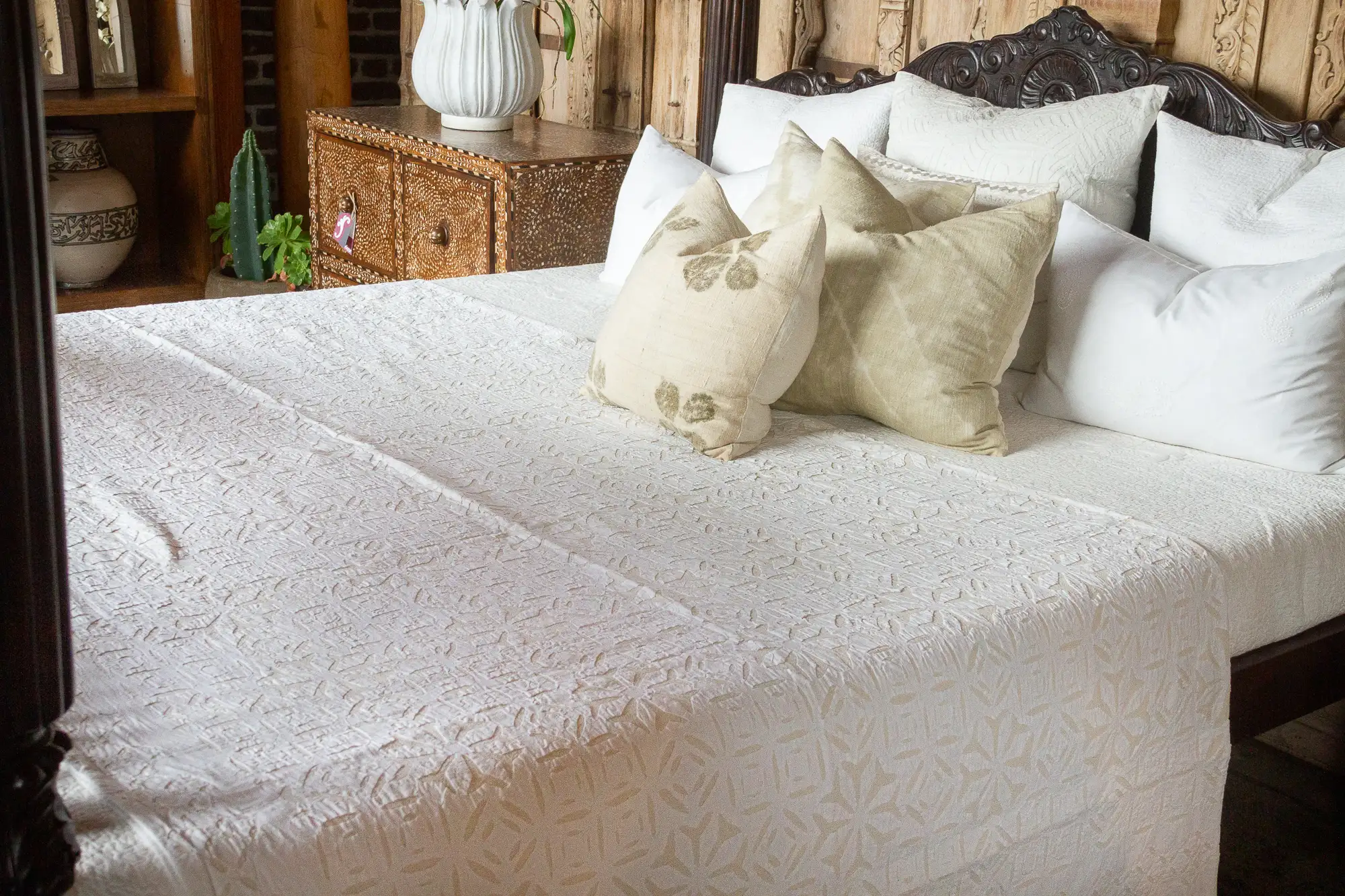 Daisy Applique Coverlet 3 Daisy Applique Coverlet