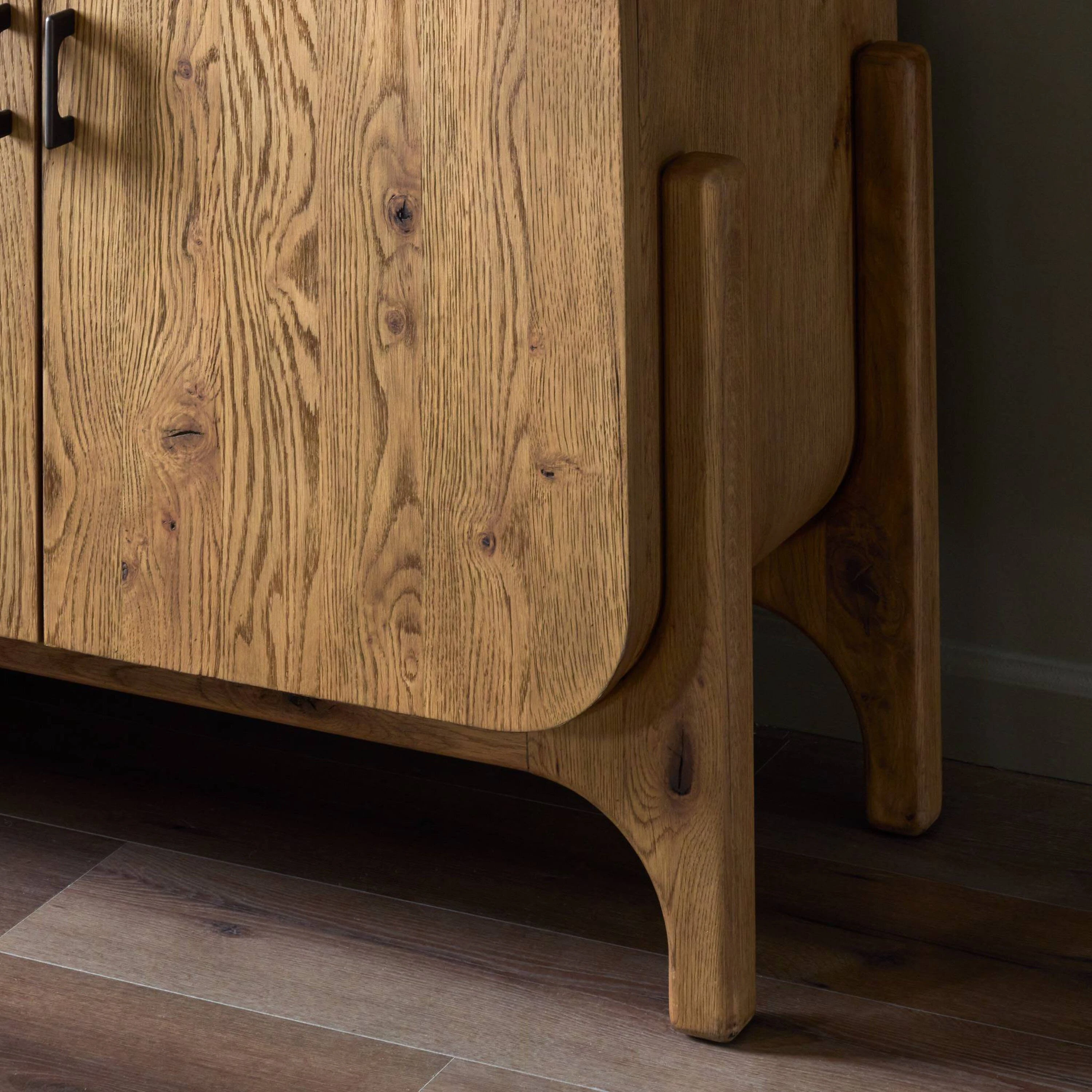 Serenwyn 4-Door Media Console, Worn Oak 14 Serenwyn 4-Door Media Console, Worn Oak