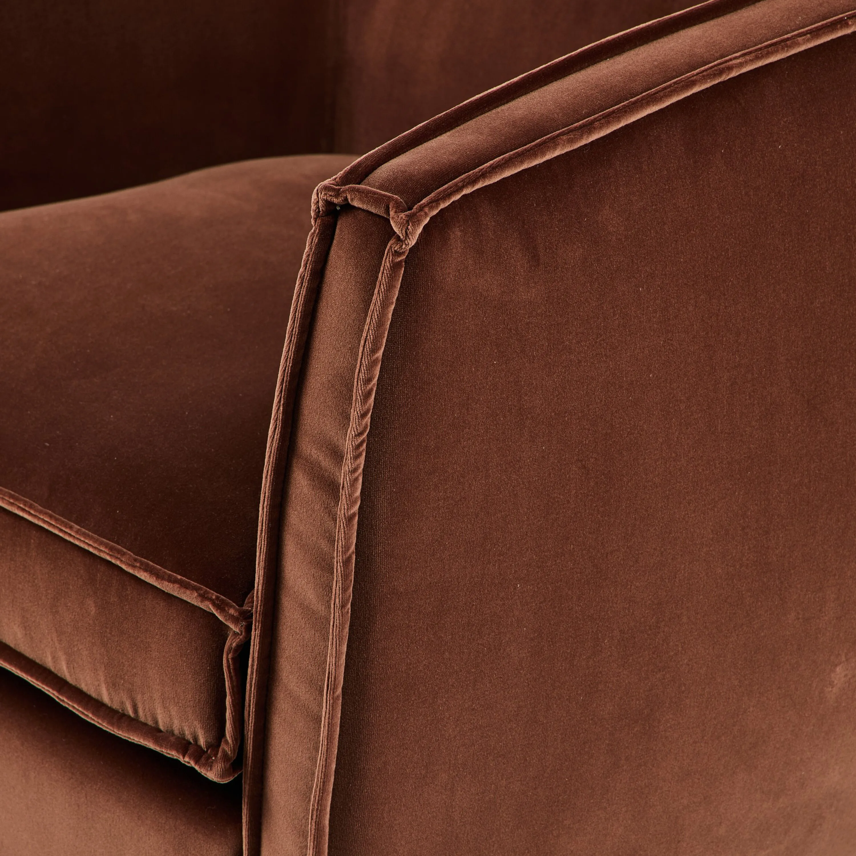 Bella Swivel Chair, Surrey Auburn 3 Bella Swivel Chair, Surrey Auburn
